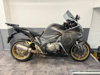 HONDA VFR1200F