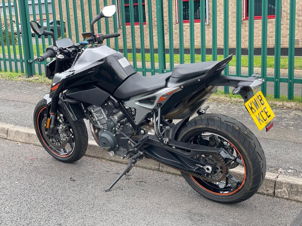 KTM 790 DUKE