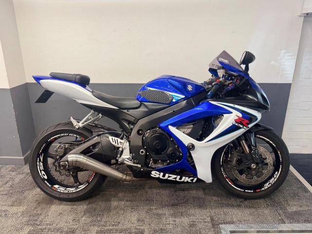 SUZUKI GSXR750