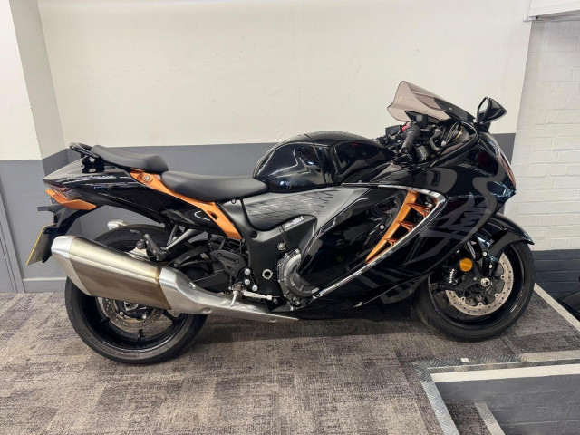 SUZUKI GSX1300R Hayabusa