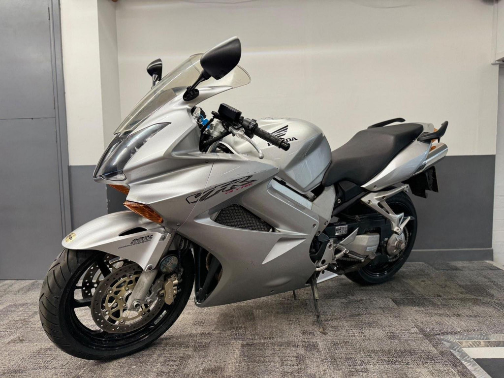 HONDA VFR800X