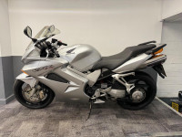 HONDA VFR800X
