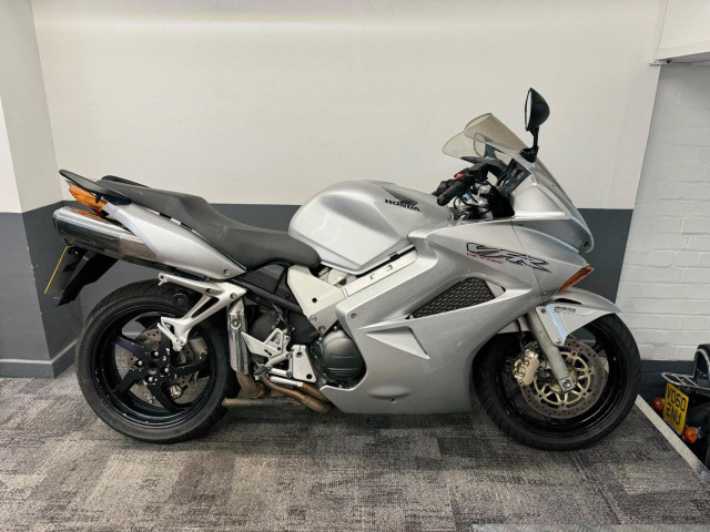HONDA VFR800X