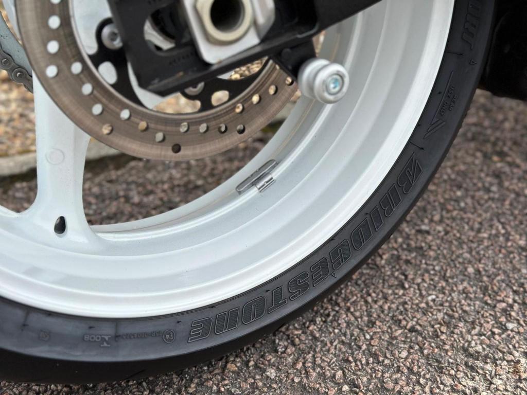 SUZUKI GSXR600