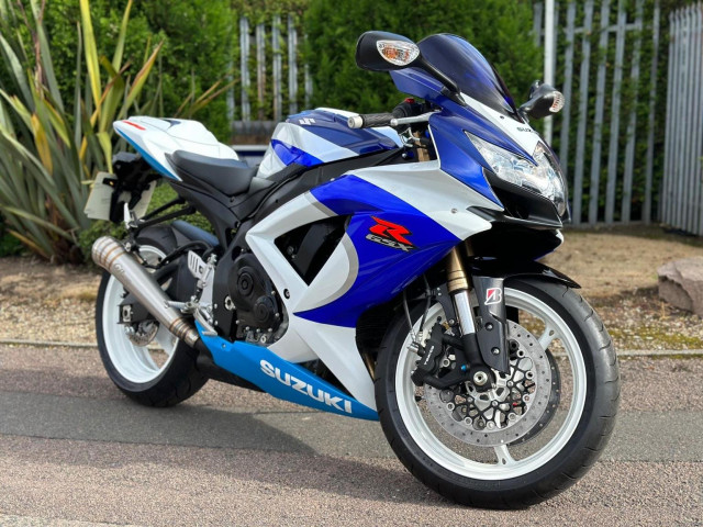 SUZUKI GSXR600