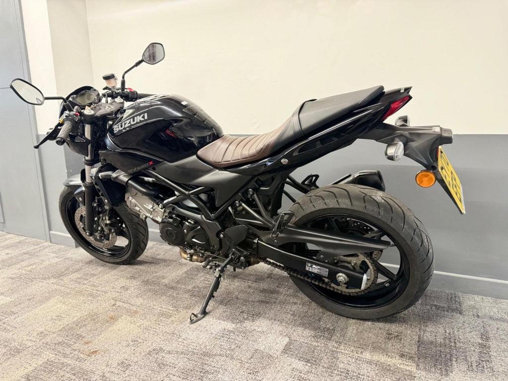 SUZUKI SV650X