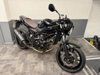 SUZUKI SV650X