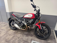 DUCATI SCRAMBLER 800