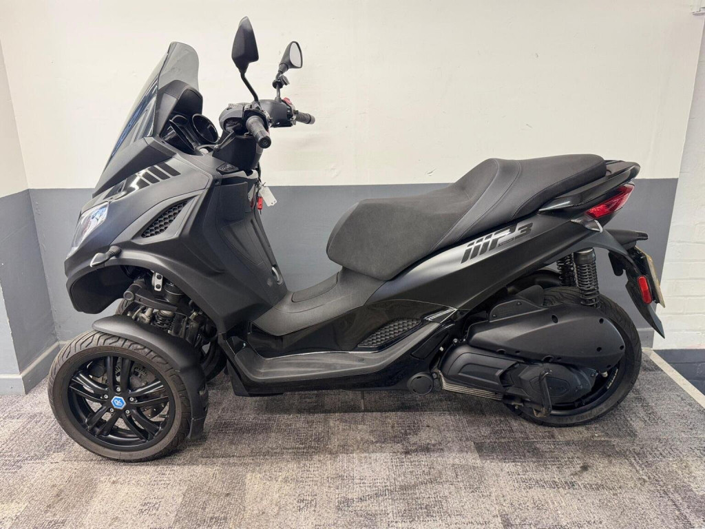 PIAGGIO MP3