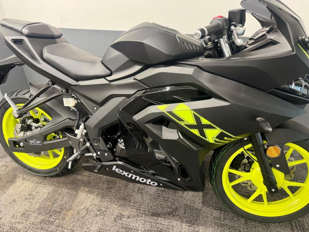 YAMASAKI YM125