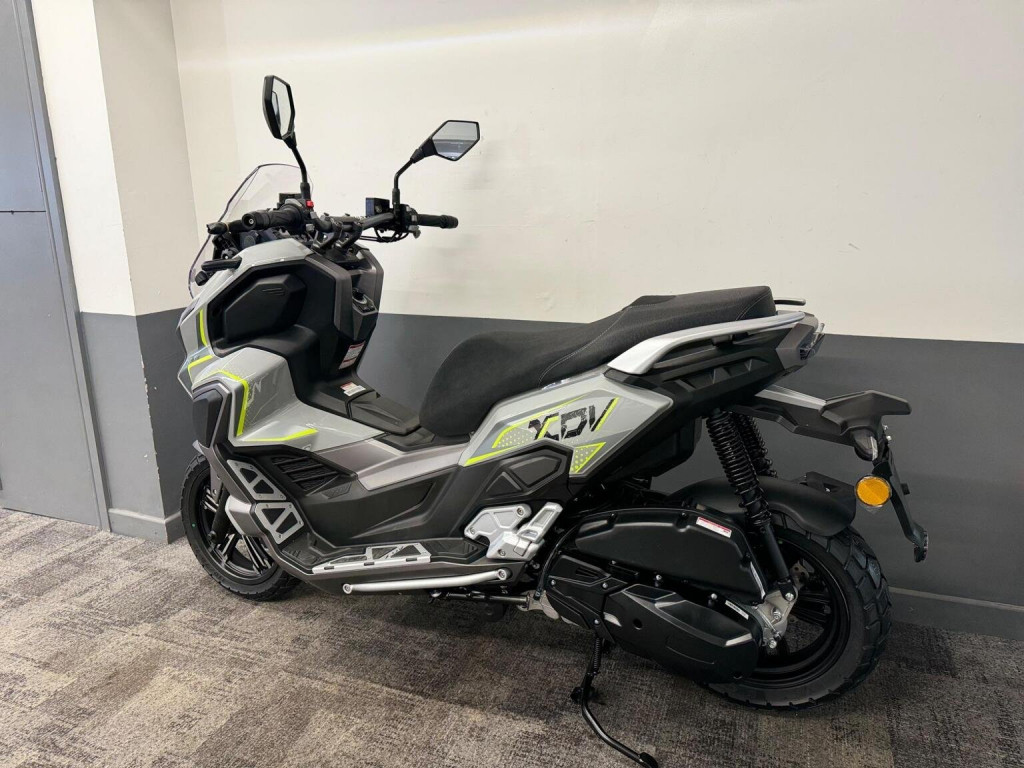 LEXMOTO XDV300