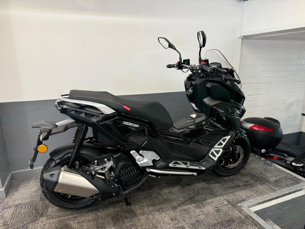 LEXMOTO XDV300