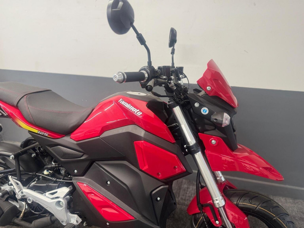 YAMASAKI YM125
