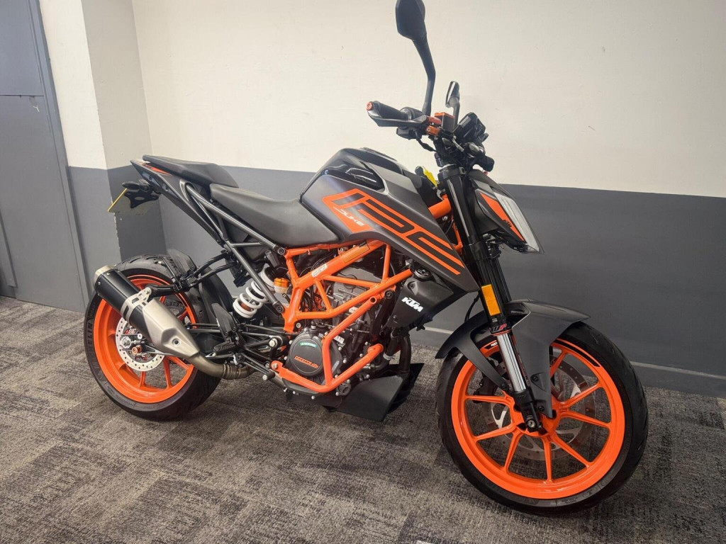 KTM 125 DUKE