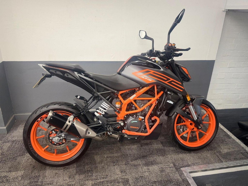 KTM 125 DUKE