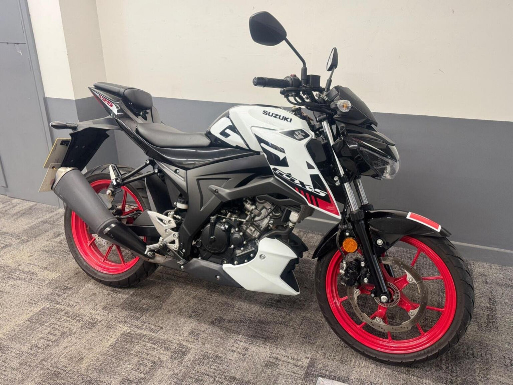 SUZUKI GSX-S125