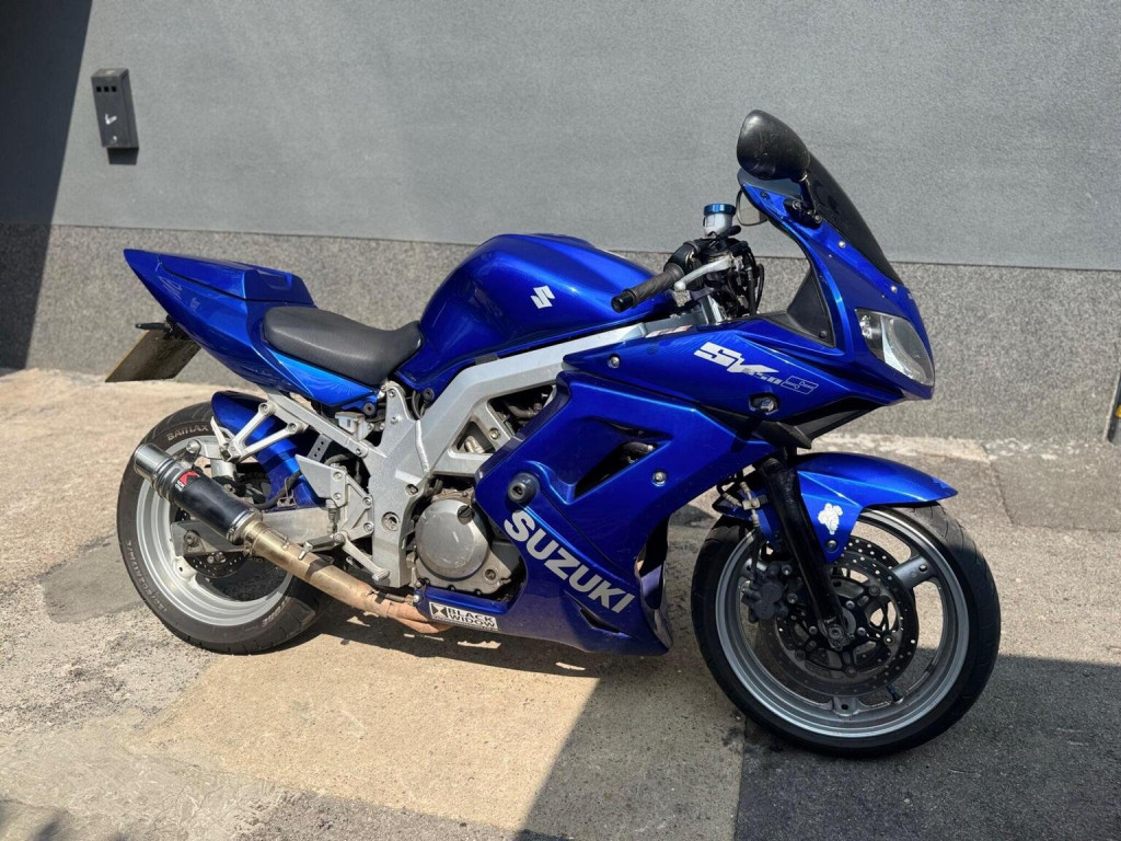 SUZUKI SV650S