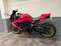 HONDA CBR650R