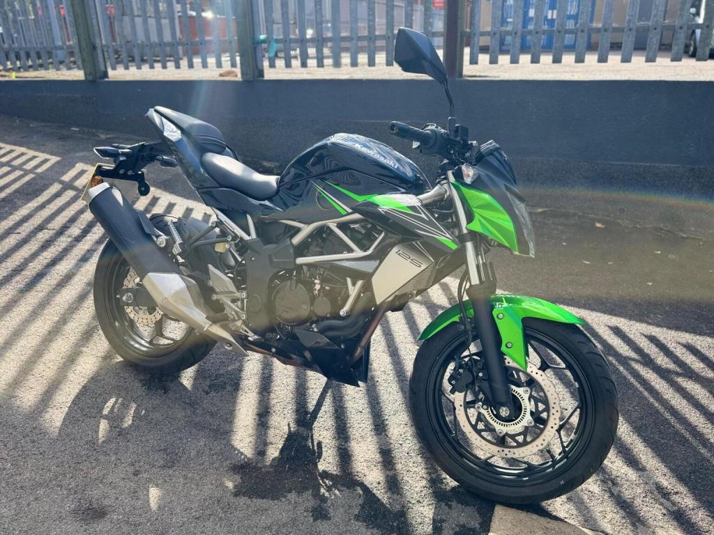 KAWASAKI Z125