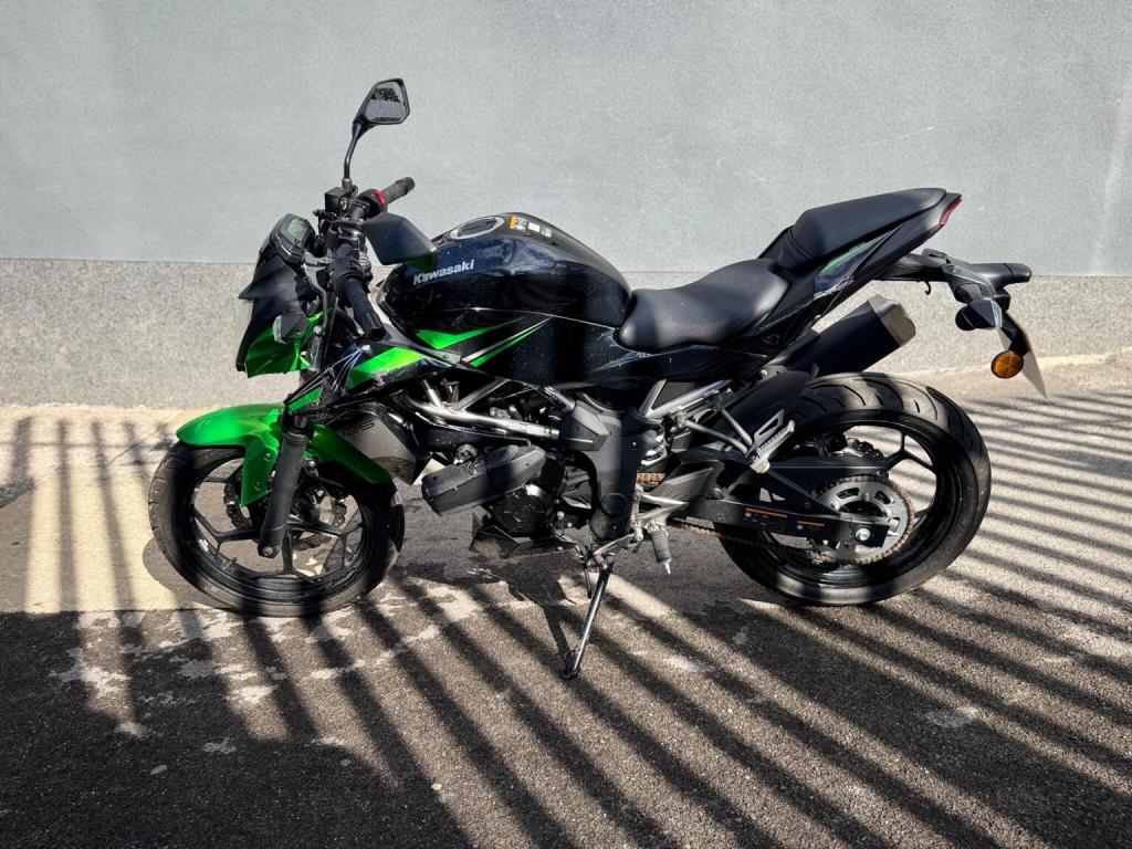 KAWASAKI Z125