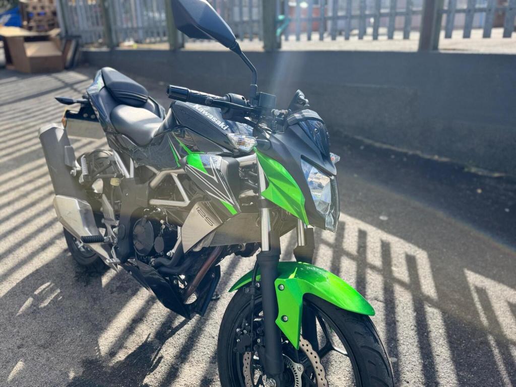 KAWASAKI Z125