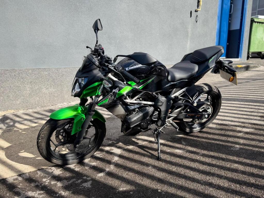 KAWASAKI Z125