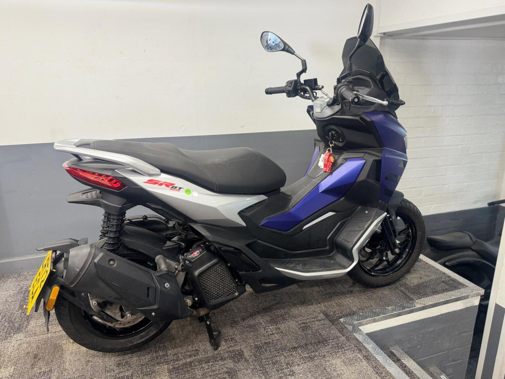 APRILIA SR