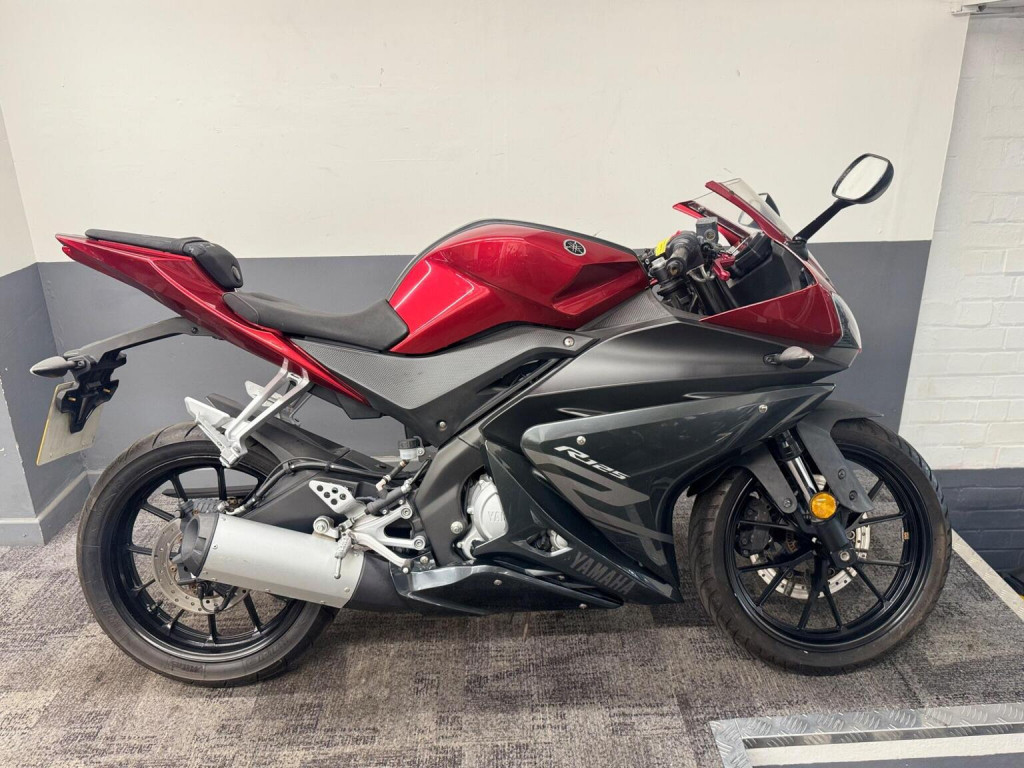 YAMAHA R125