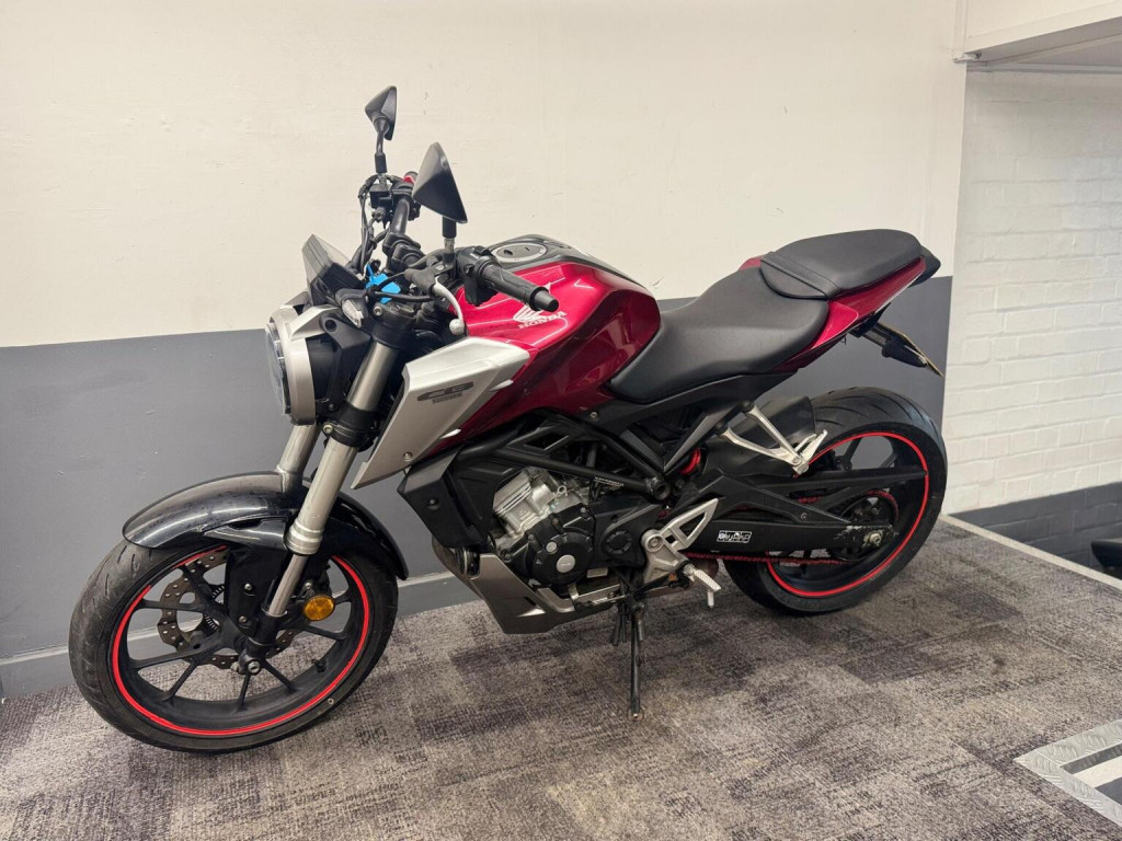 HONDA CB125R
