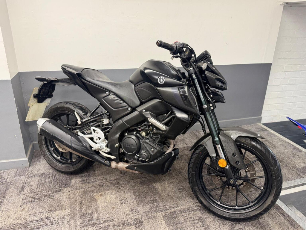 YAMAHA MT-125