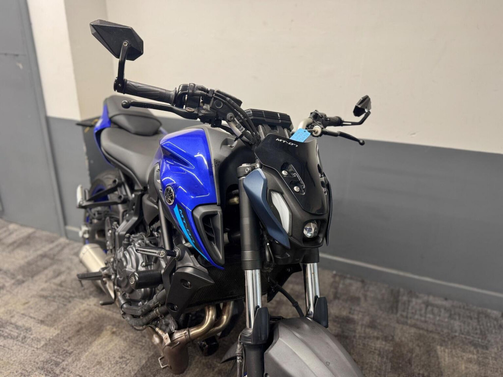 YAMAHA MT-07
