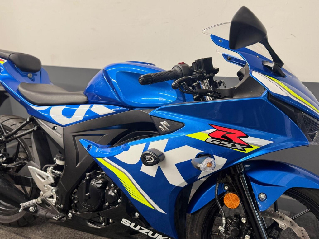 SUZUKI GSXR125