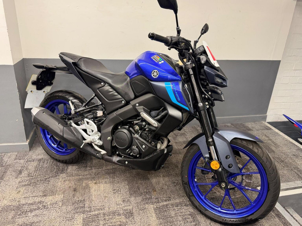 YAMAHA MT-125