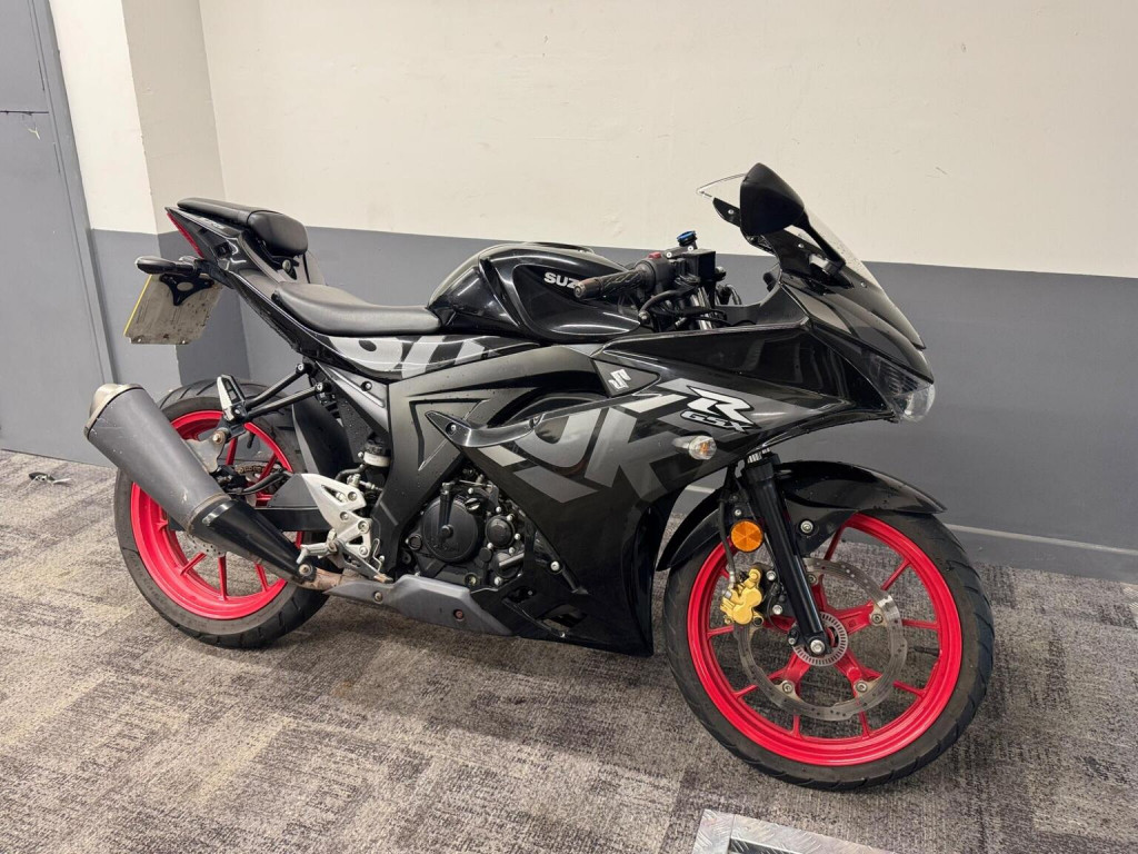 SUZUKI GSXR125