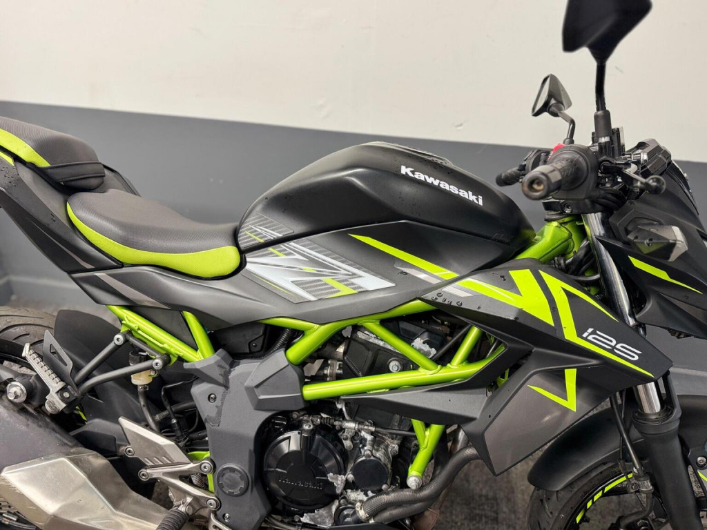KAWASAKI Z125