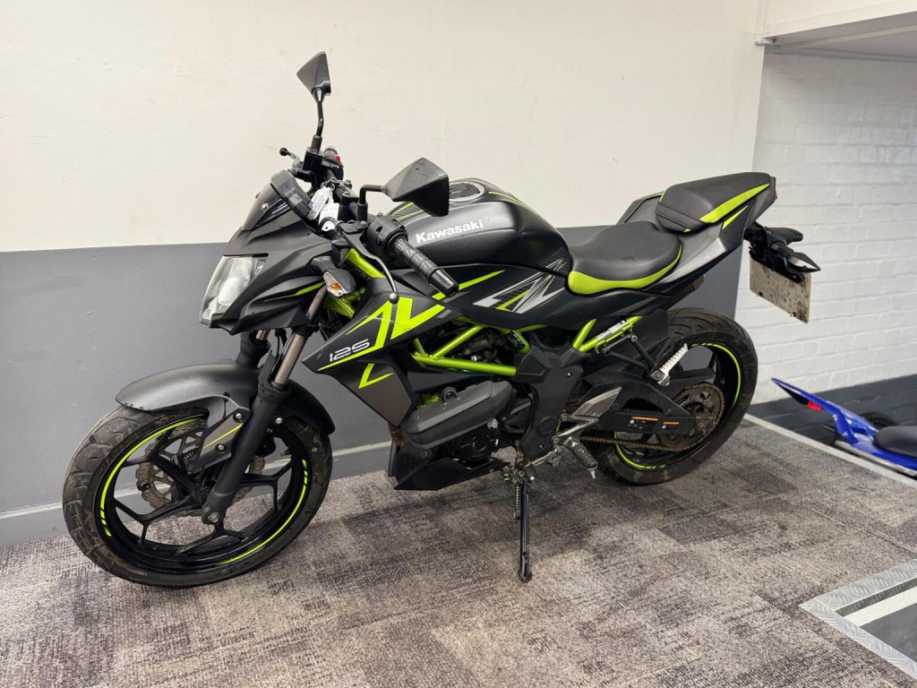 KAWASAKI Z125