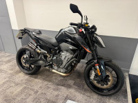KTM 890 DUKE