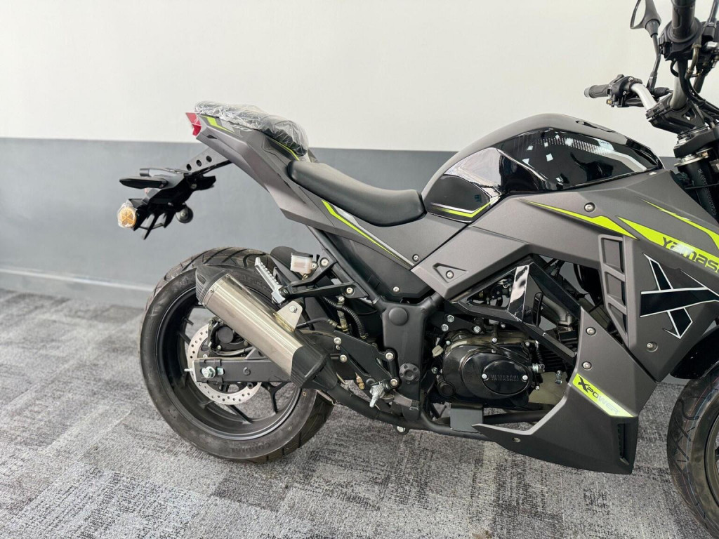 YAMASAKI MB 50-10 PHANTOM