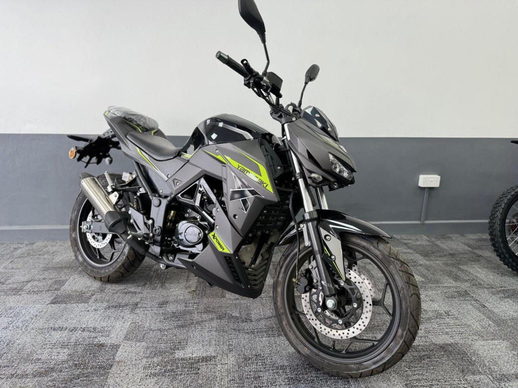 YAMASAKI MB 50-10 PHANTOM