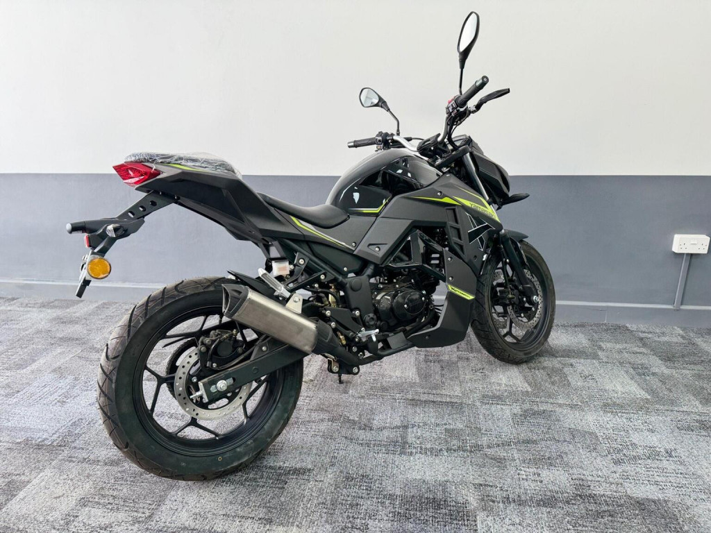 YAMASAKI MB 50-10 PHANTOM