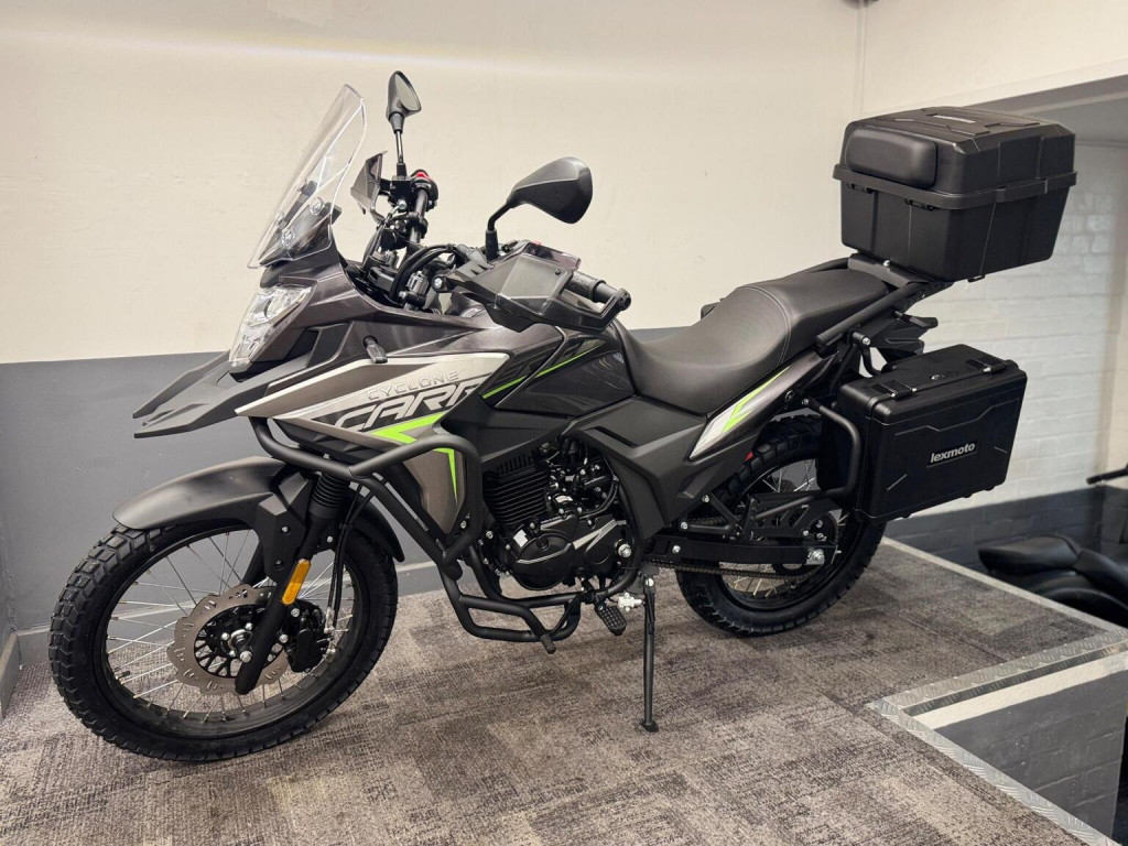 LEXMOTO CARRERA 125