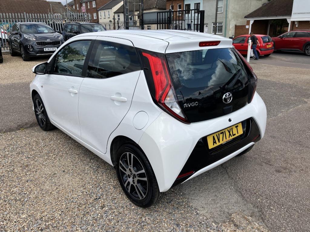 TOYOTA AYGO