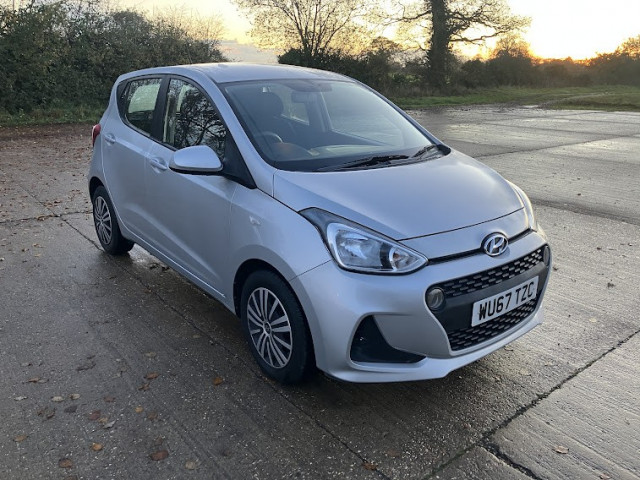 HYUNDAI I10