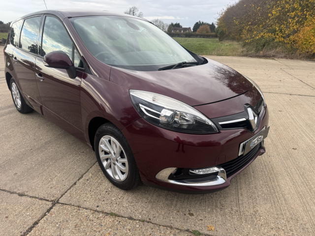 RENAULT GRAND SCENIC