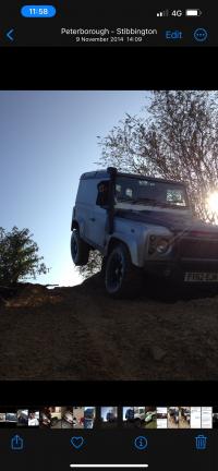 LAND ROVER DEFENDER