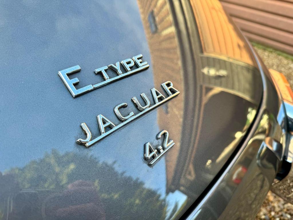 JAGUAR E-TYPE