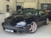JAGUAR XKR