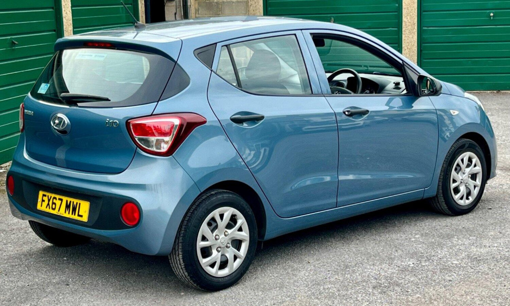HYUNDAI I10