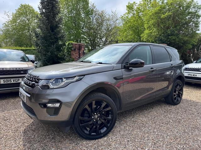 LAND ROVER DISCOVERY SPORT 2.0 TD4 HSE Black 