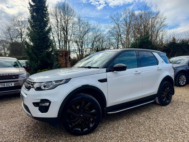 LAND ROVER DISCOVERY SPORT 2.2 SD4 HSE Luxury BLACK - REAR ENTERTAINMENT